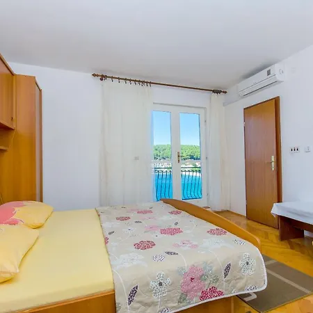 Moloco Drvenik (Split-Dalmatia)