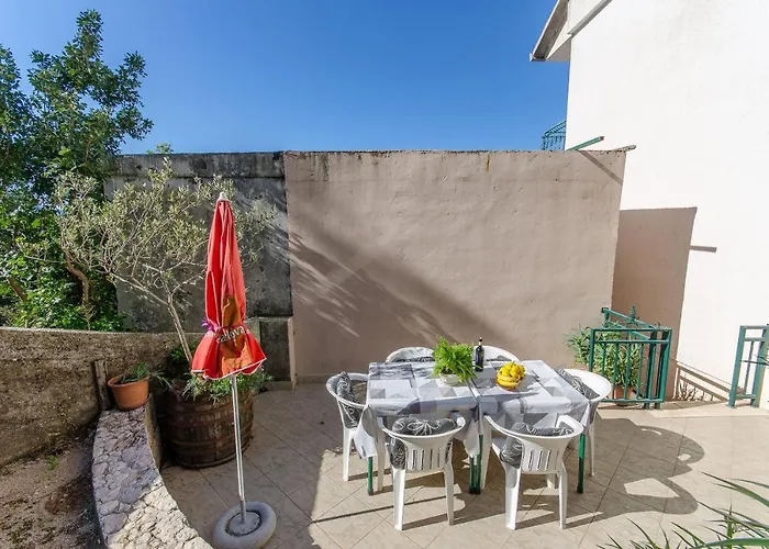 Apartment Moloco Drvenik (Split-Dalmatia)